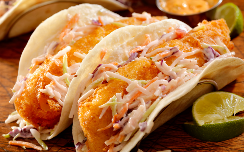 Tacos crujientes de piparras y queso fresco